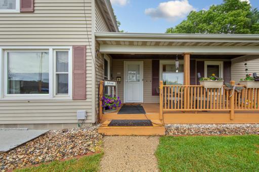 806 5th Street NW, Faribault, MN 55021