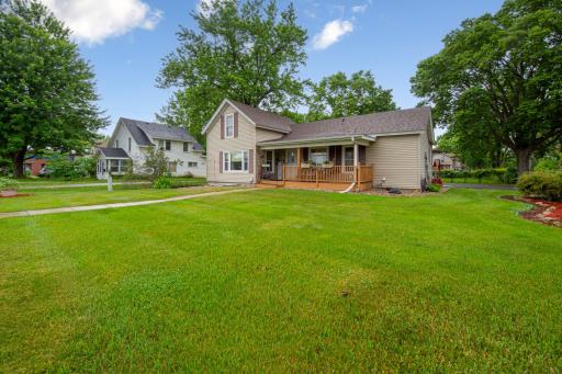 806 5th Street NW, Faribault, MN 55021