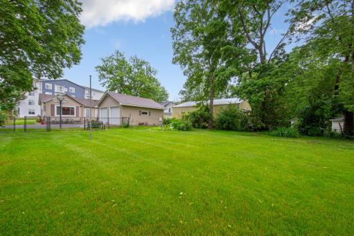 806 5th Street NW, Faribault, MN 55021