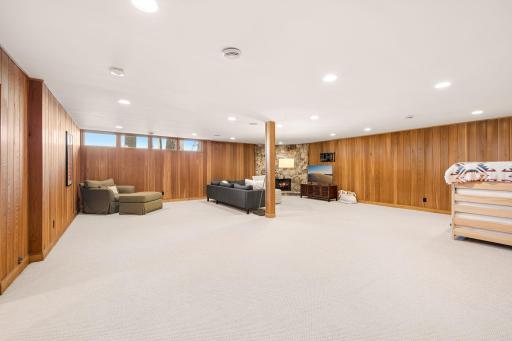 1308 Woodlawn Beach, Buffalo, MN 55313