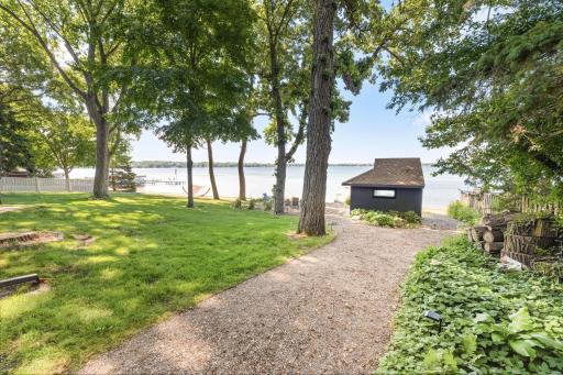 1308 Woodlawn Beach, Buffalo, MN 55313