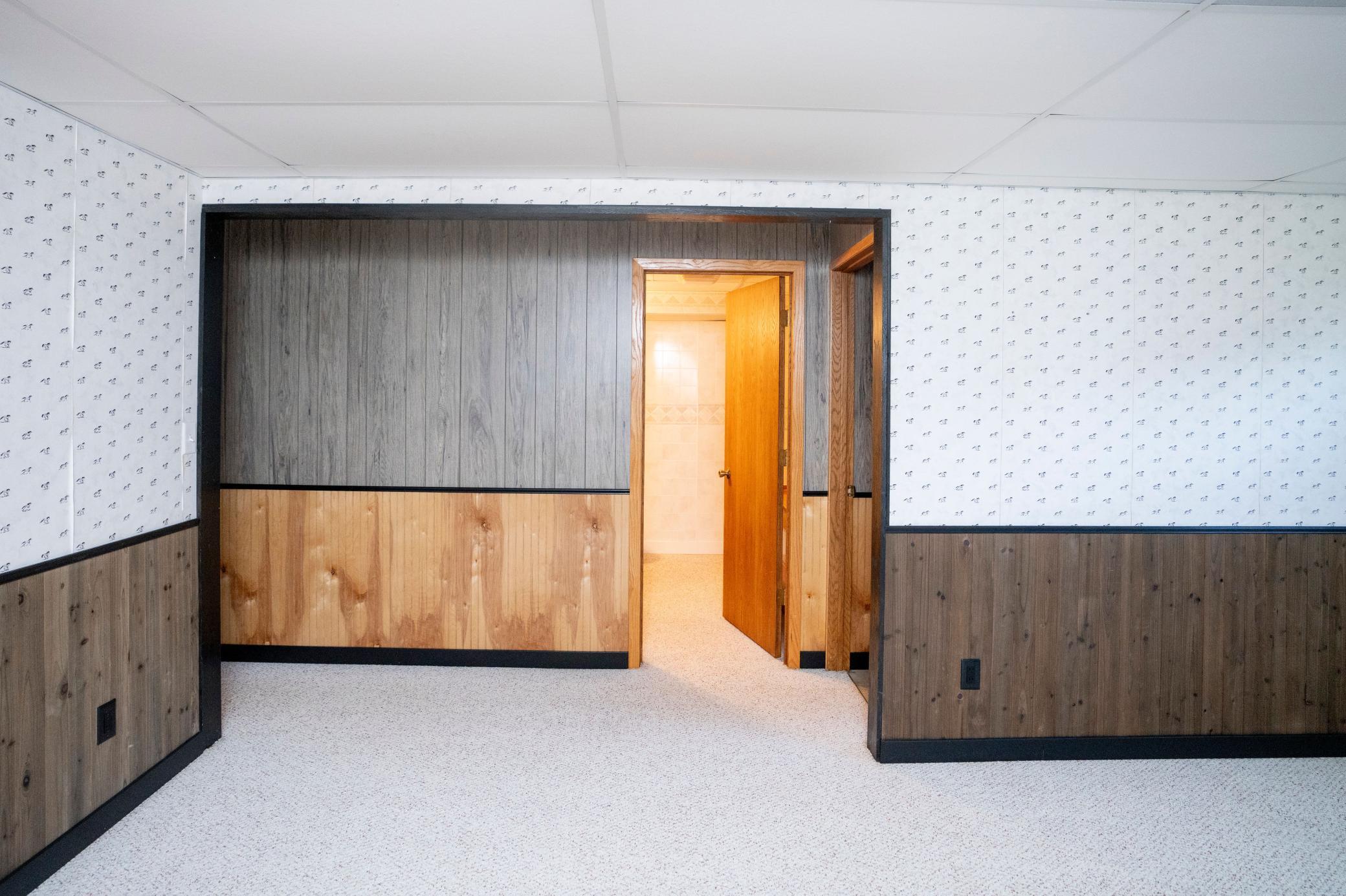 Basement room (no egress)