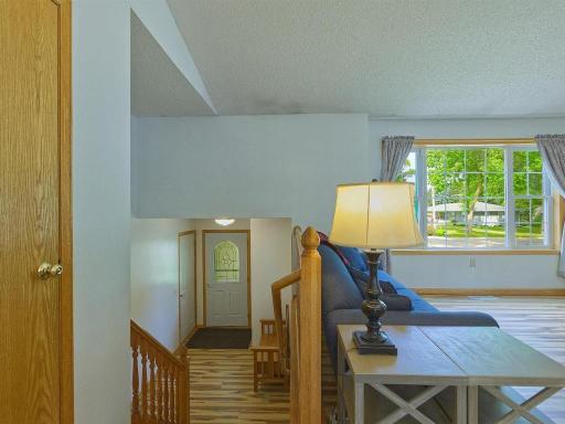 561 Kingsley Street S, Winsted, MN 55395