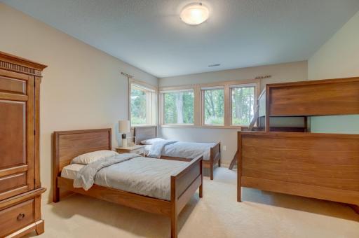 286 Salishan Drive, Hudson, WI 54016