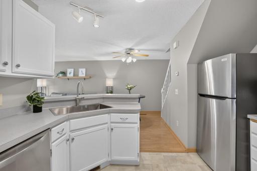 13485 60th Place N, 4, Minneapolis, MN 55446