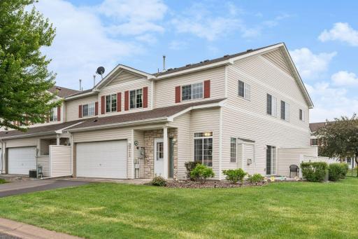 Meticulously maintained, 2 bed, 2 bath, end unit town home with loads of green space for outside enjoyment.