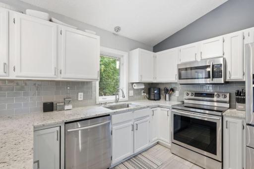 7066 159th Street W, Saint Paul, MN 55124
