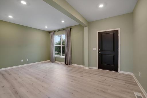 11551 Brayburn Trail, Dayton, MN 55369