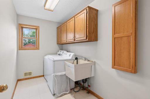 Main level laundry room