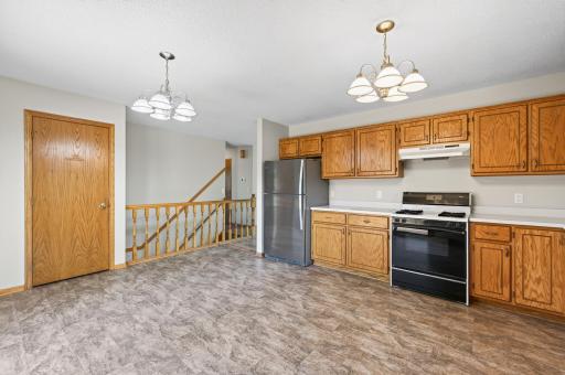 Eat-in Kitchen