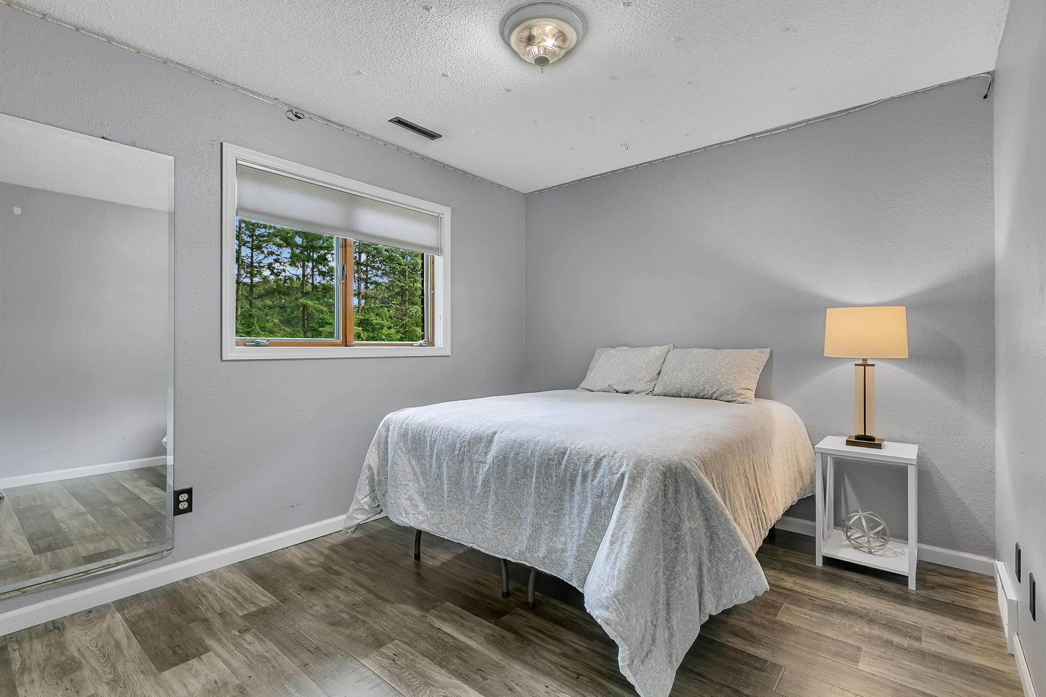 LL Bedroom 3
