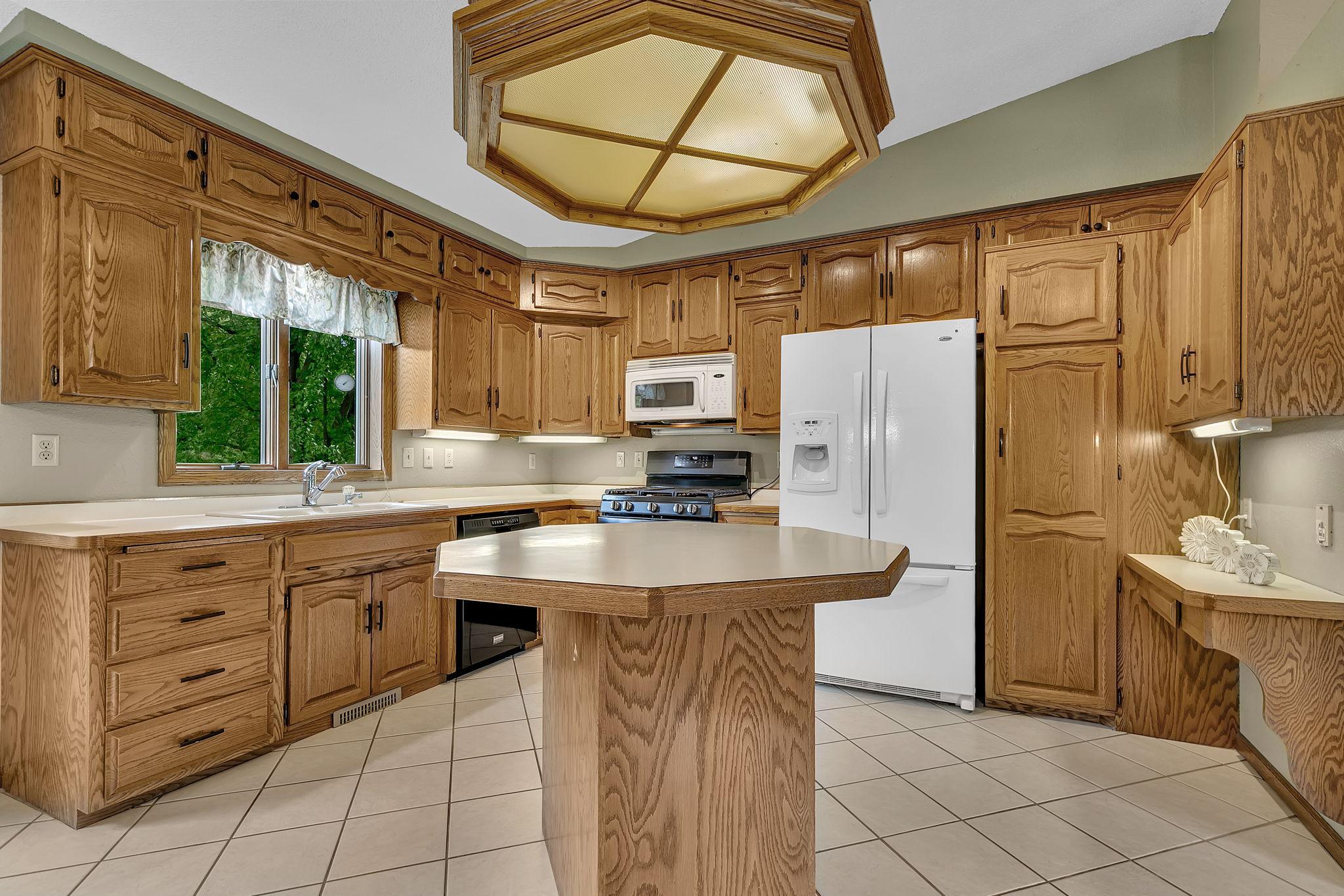 Ample Cabinets and Beautiful Woodwork