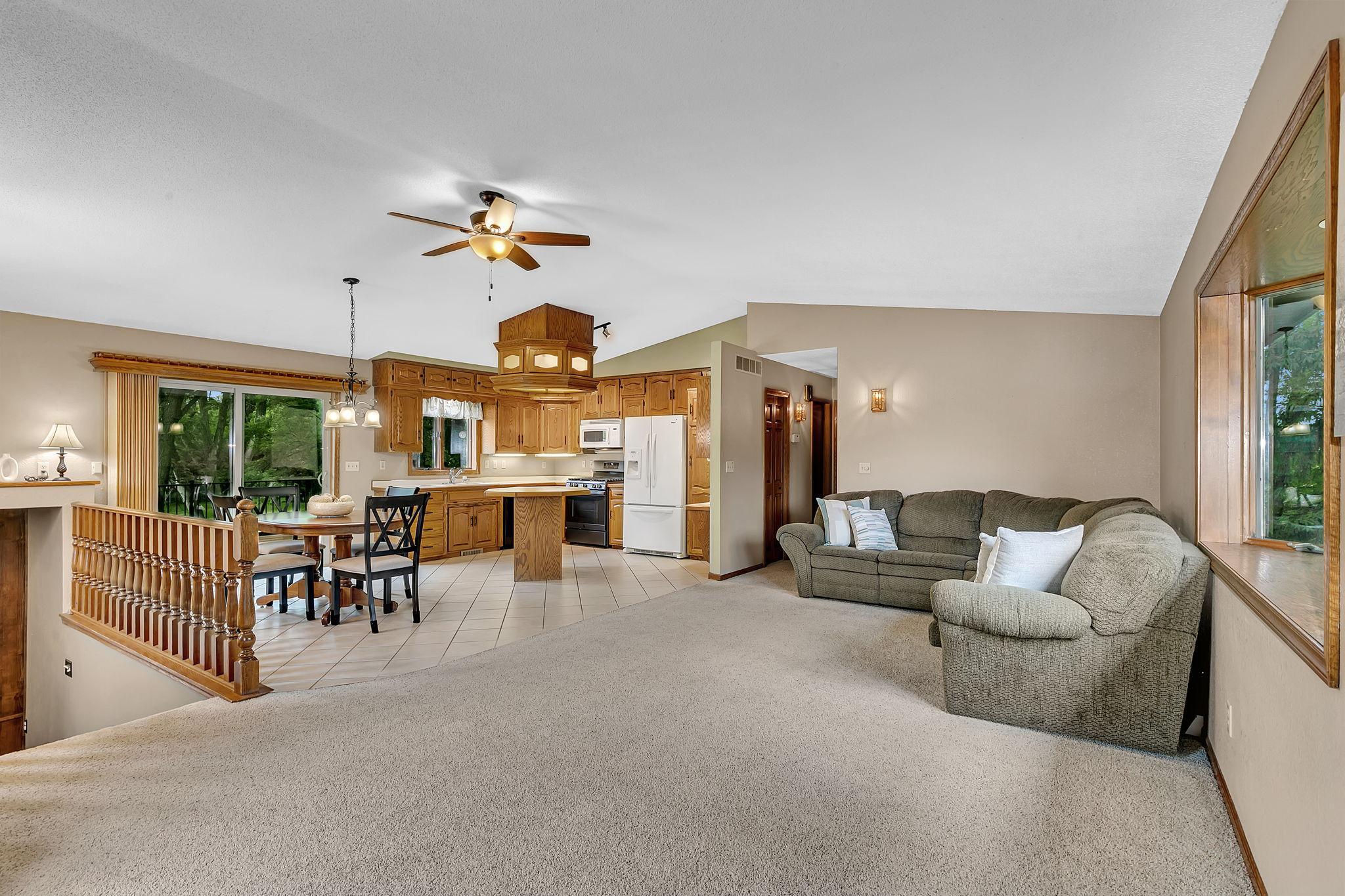 Open UL Floor Plan with Vaulted Ceiling