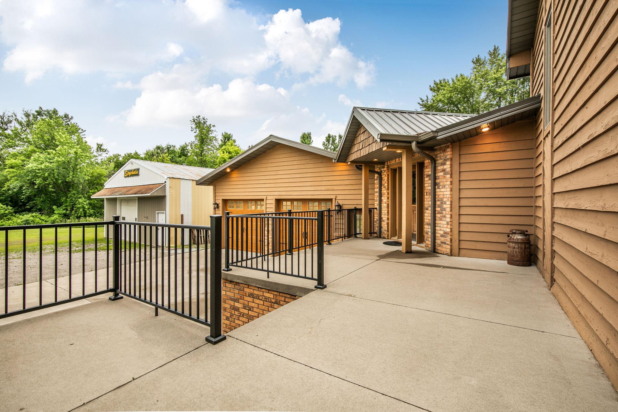 Large Concrete Patio makes a statement!