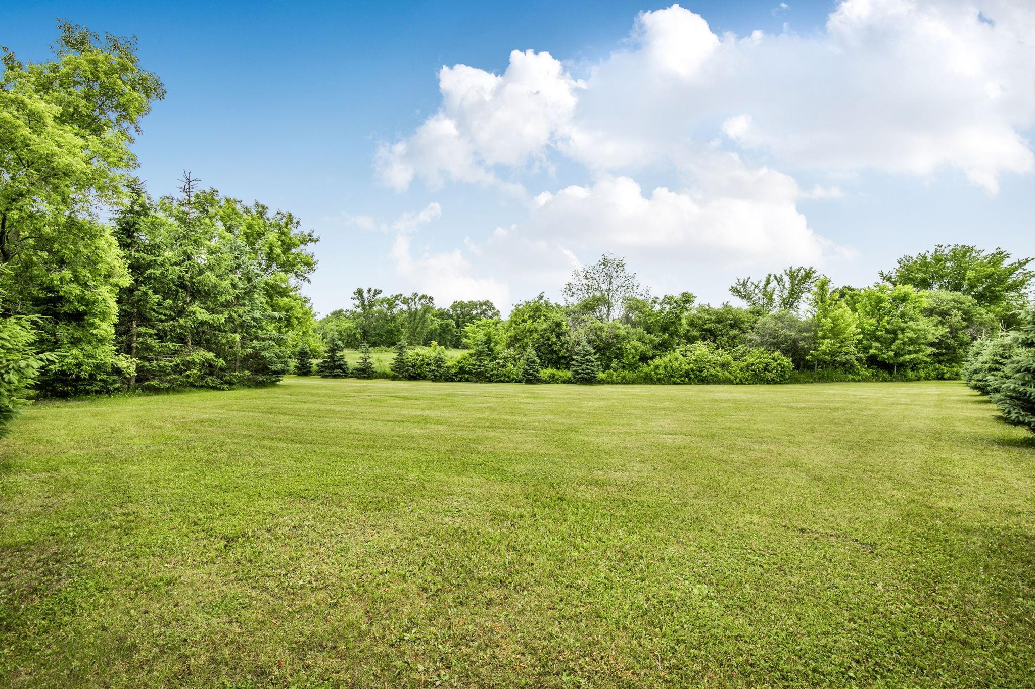 7+ Acres of Natural Beauty