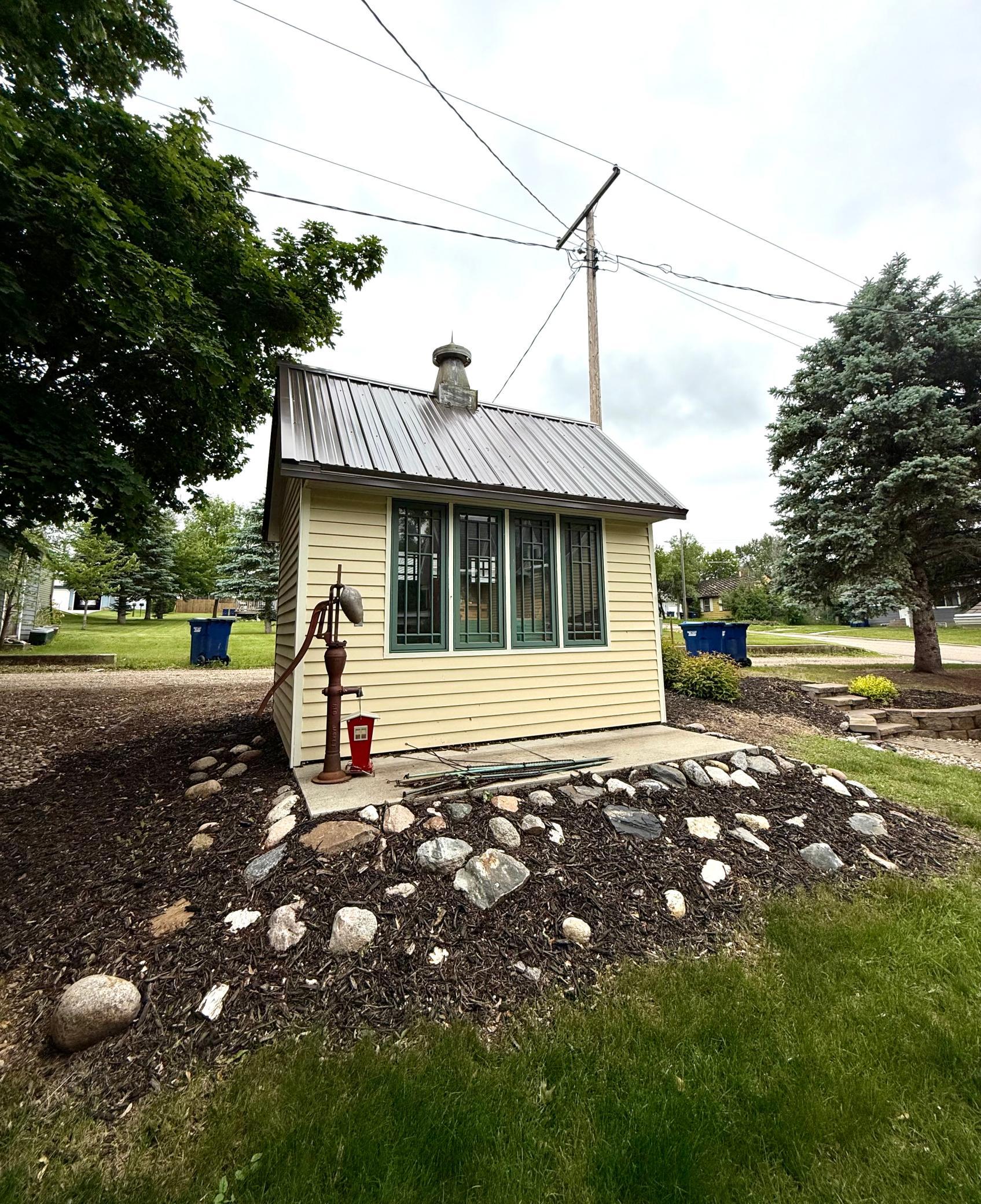 garden shed