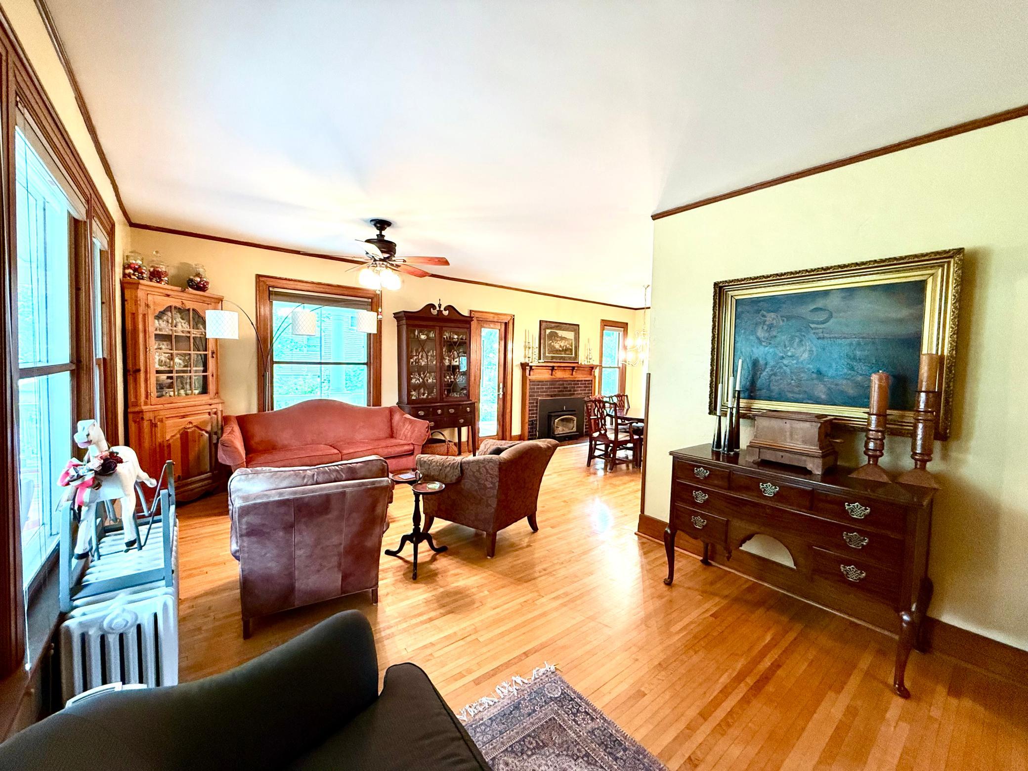 1st floor living area