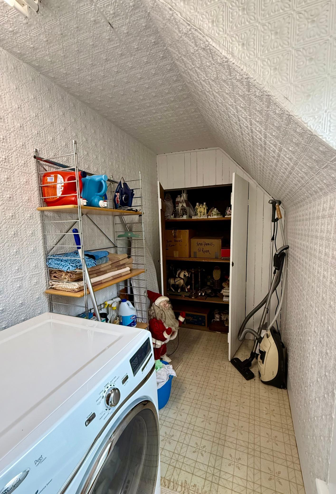 2nd floor laundry room