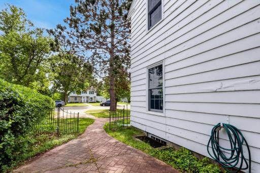 1029 NW 1st Avenue, Grand Rapids, MN 55744