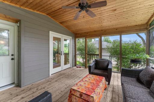 The back door goes out to the screen porch, so you wonât get wet when it rains or snows while unlocking your door.