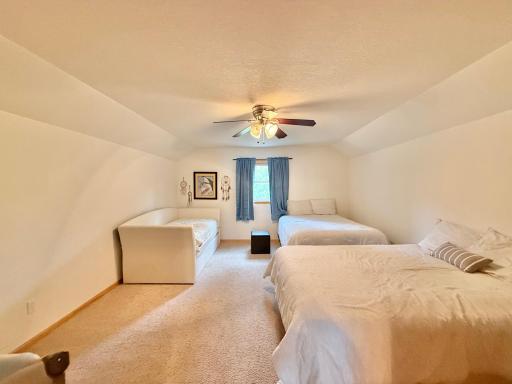 32088 E Round Lake Rd, Ponsford, MN 56575