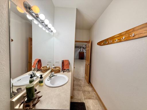 32088 E Round Lake Rd, Ponsford, MN 56575