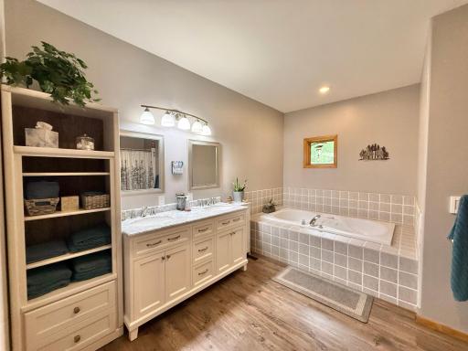 32088 E Round Lake Rd, Ponsford, MN 56575