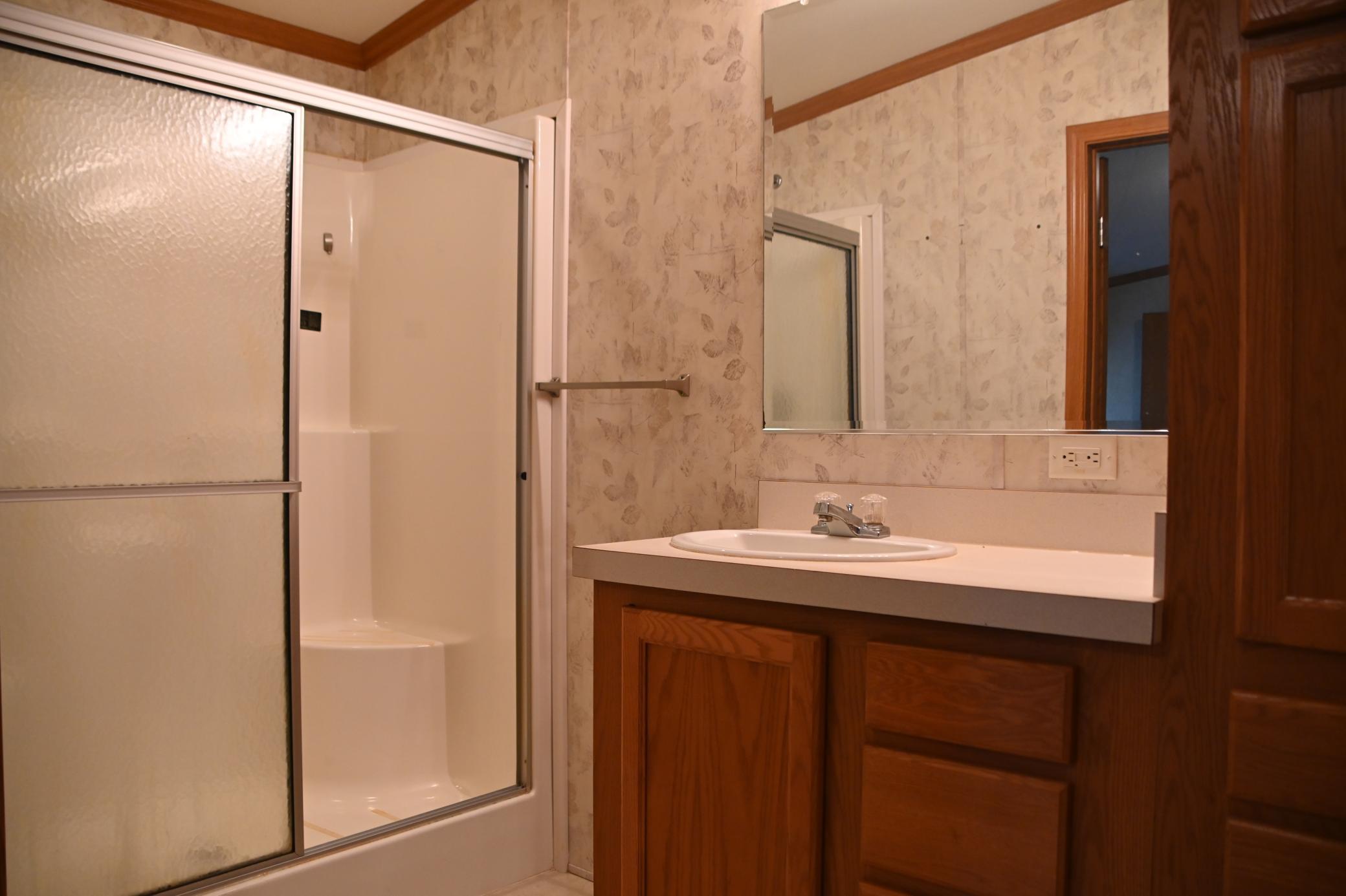 3/4 Bath Ensuite