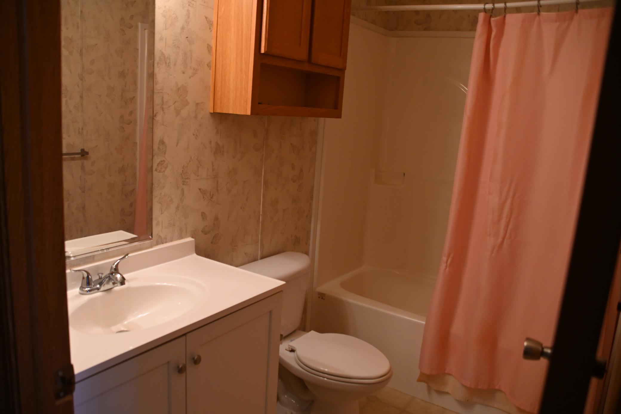 Full Bath Main