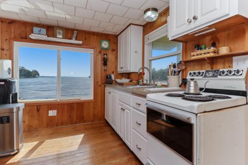 14392 Baywater Road, Paynesville, MN 56362