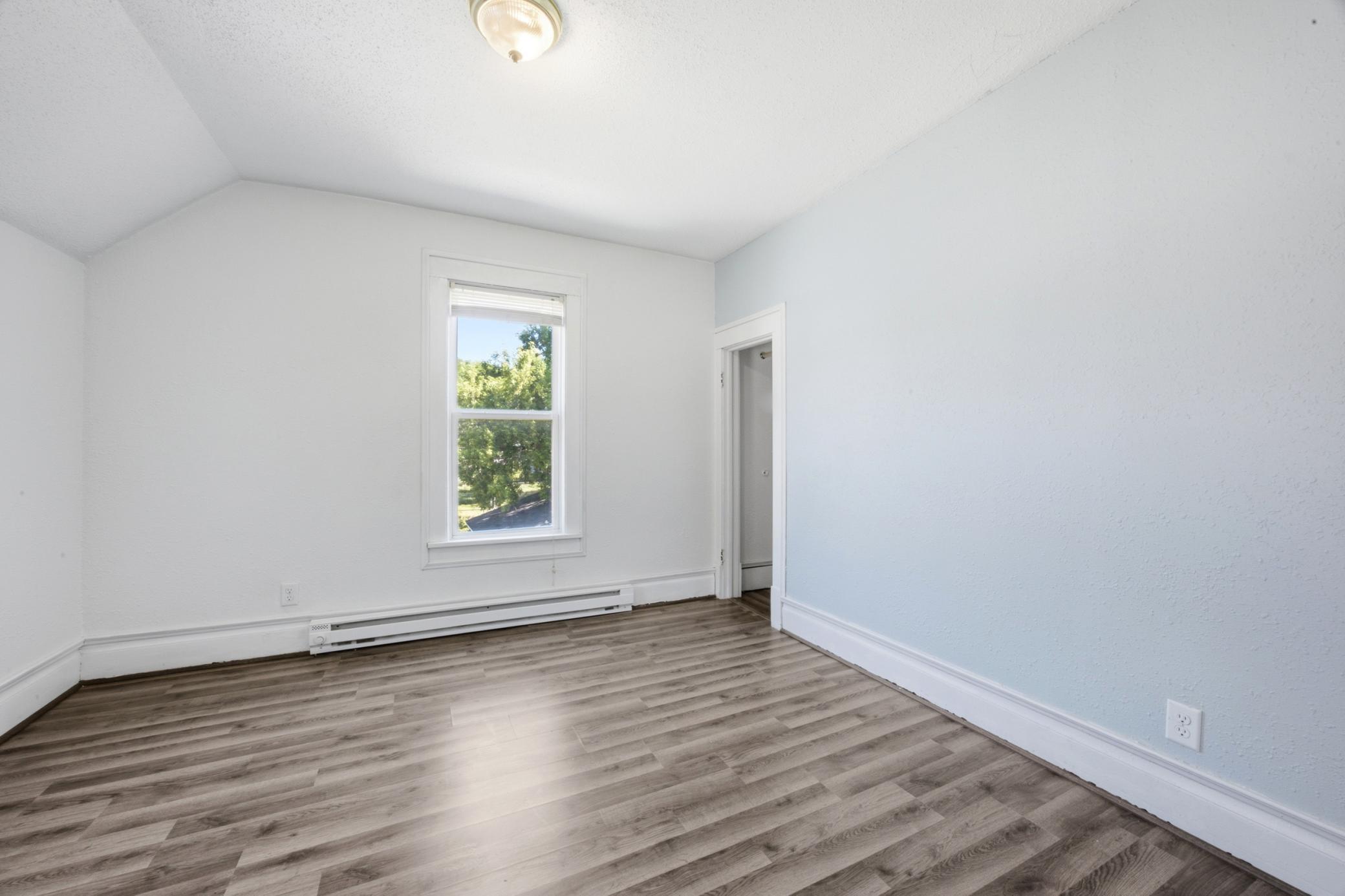 Upper Bedroom 2