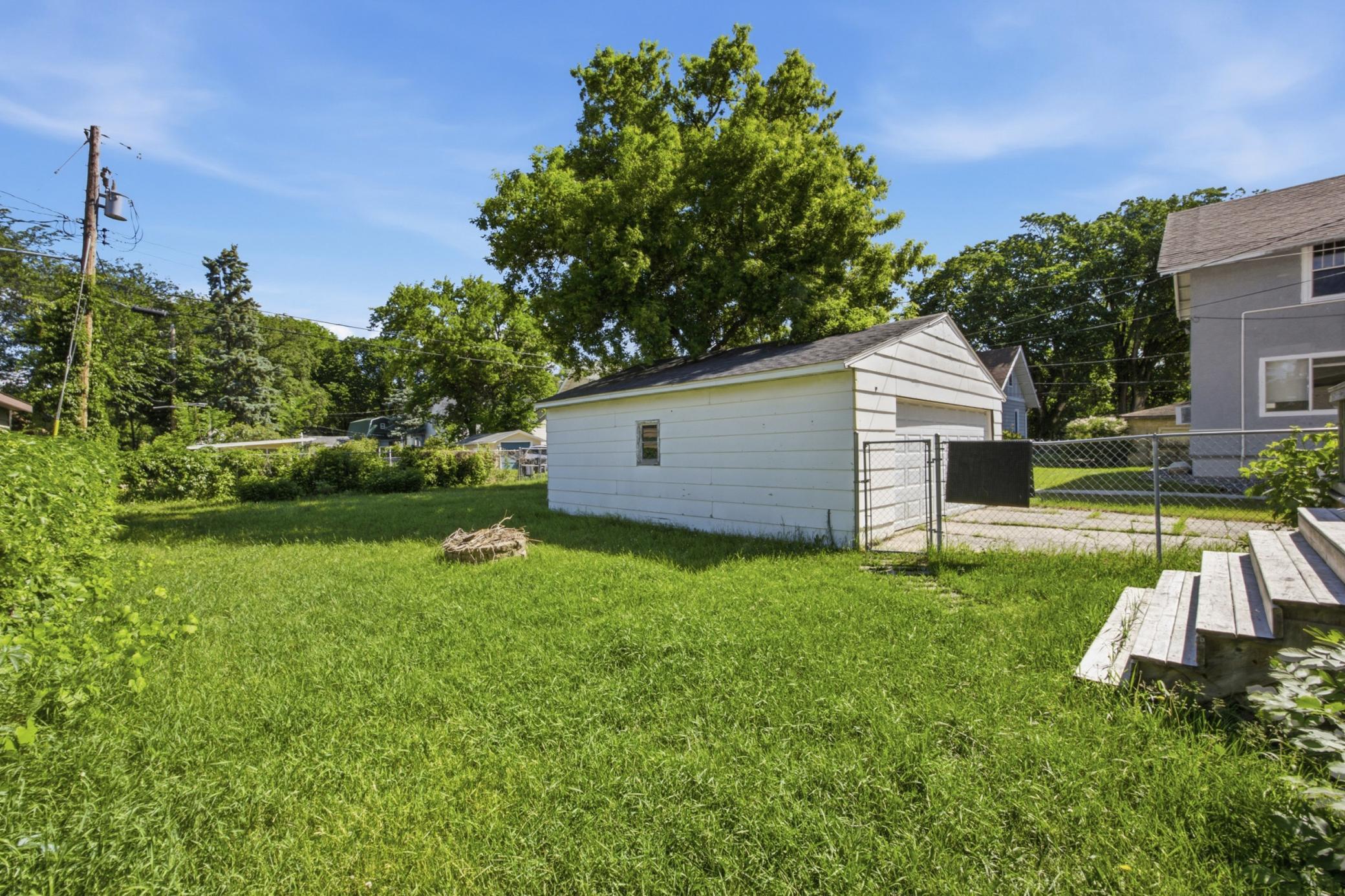 Fenced Yard