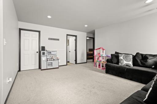 1308 Commander Drive W, West Fargo, ND 58078