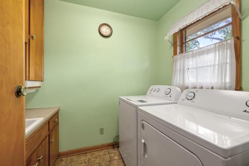 515 6th Street SE, Little Falls, MN 56345