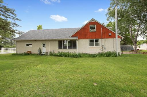 515 6th Street SE, Little Falls, MN 56345