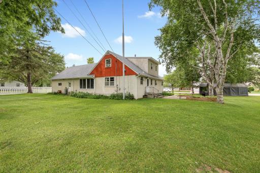 515 6th Street SE, Little Falls, MN 56345
