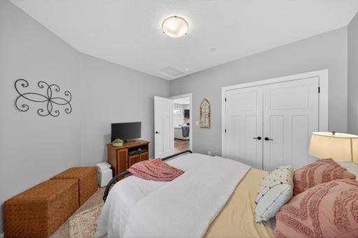 692 Shardlow Place NE, Byron, MN 55920