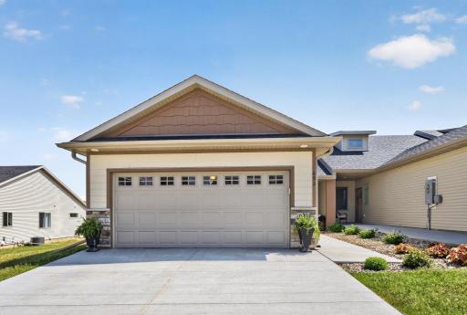 692 Shardlow Place NE, Byron, MN 55920