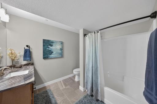 692 Shardlow Place NE, Byron, MN 55920