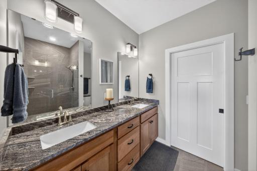 692 Shardlow Place NE, Byron, MN 55920