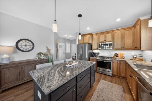 692 Shardlow Place NE, Byron, MN 55920