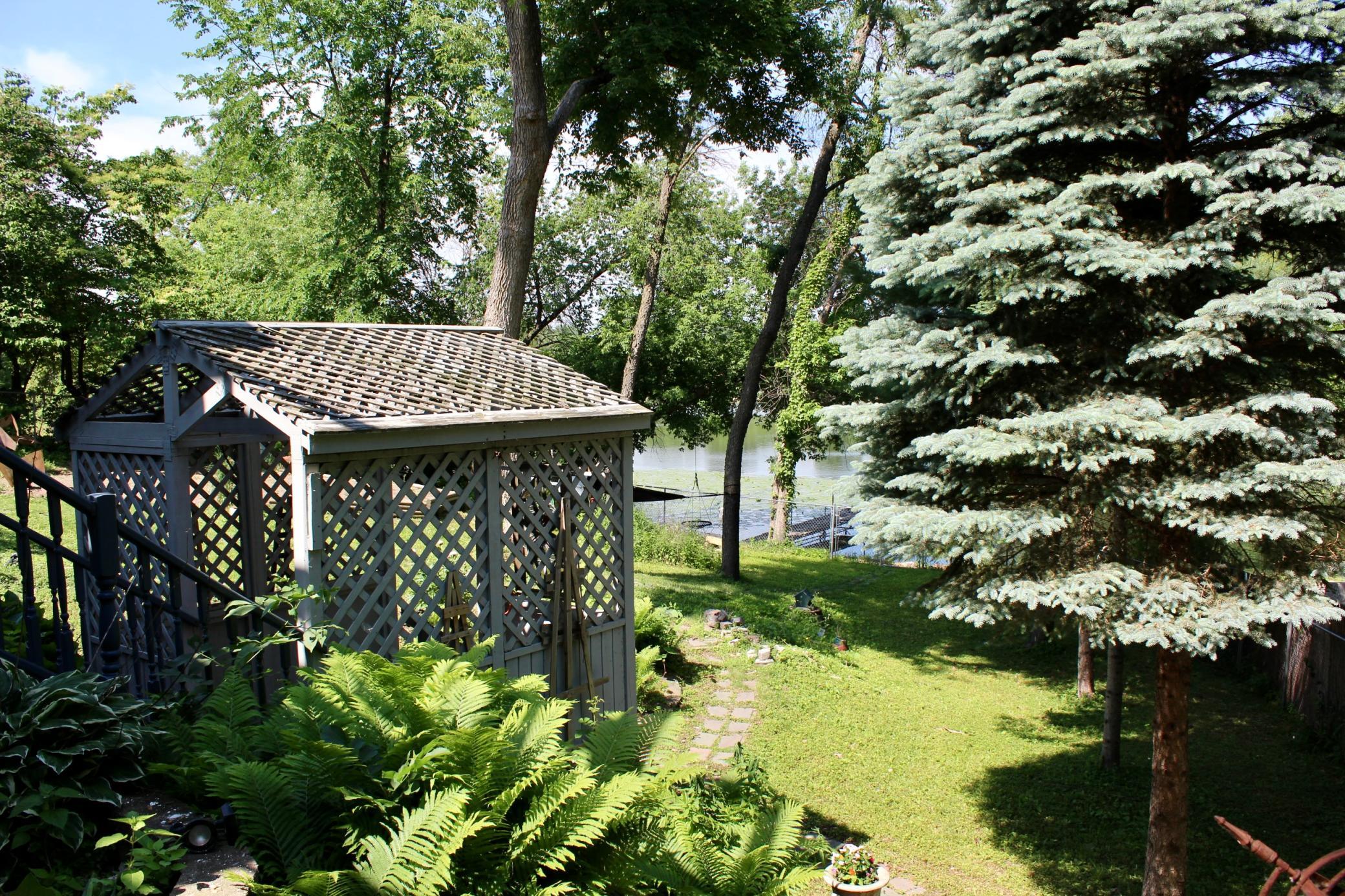 Photo 4