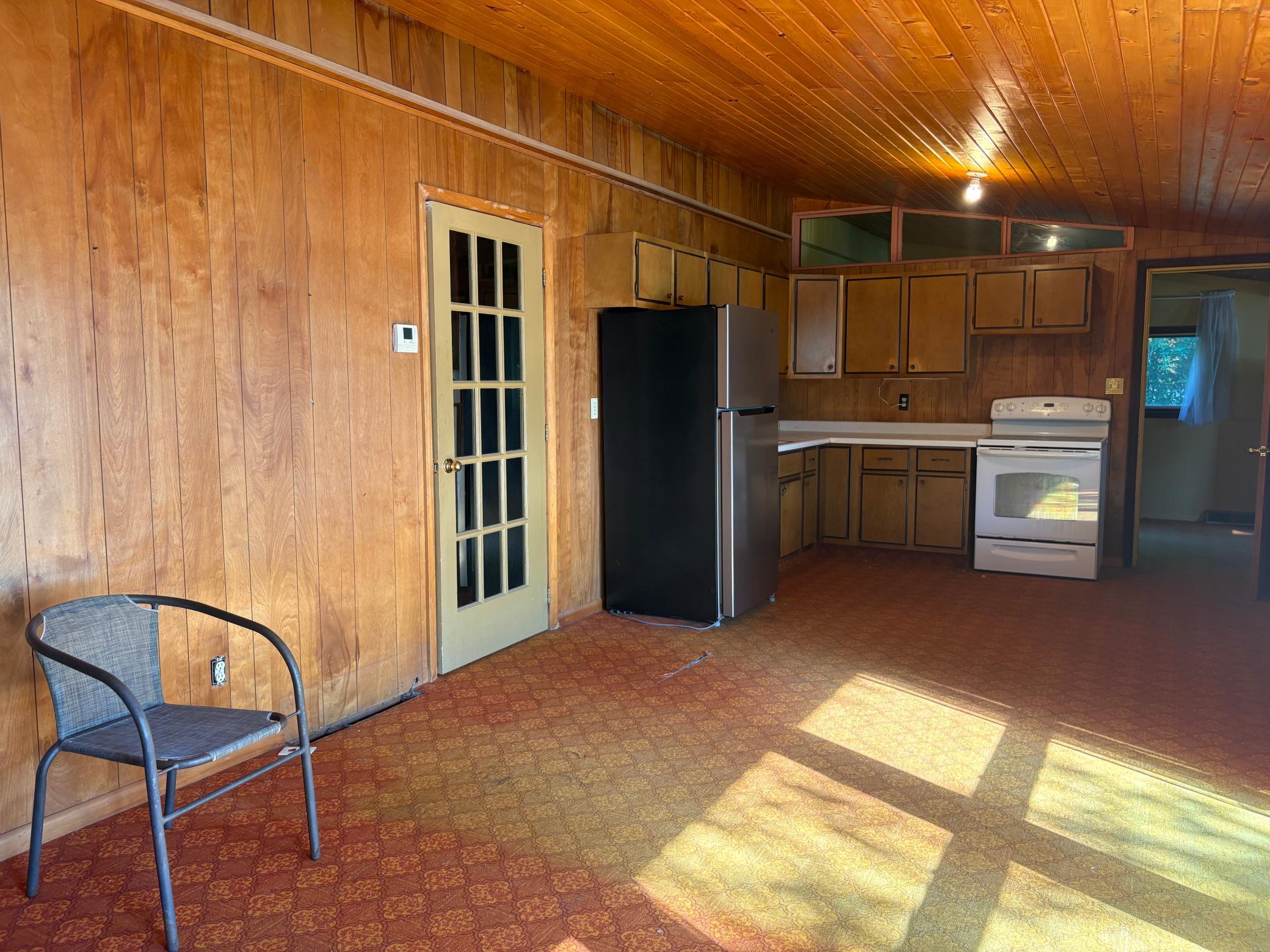 Kitchen And Dining Area.JPG