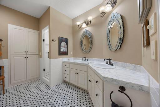 10539 Yancy Court NE, Minneapolis, MN 55449