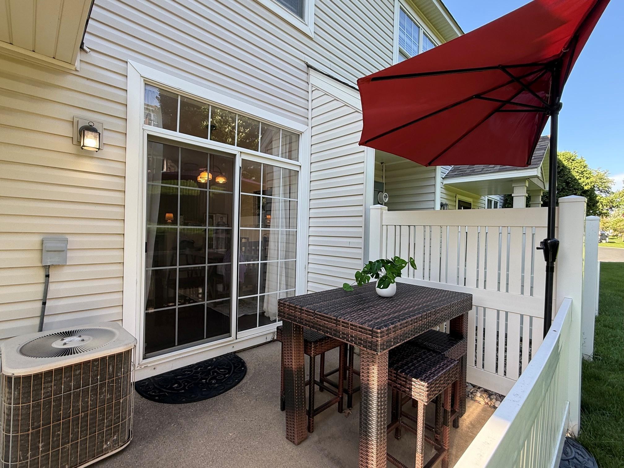 868 Princeton Avenue: Sought-after South-facing End-Unit Townhome with tranquil lawn views & patio in desirable Shakopee, One of The Best Units at PROVIDENCE POINTE.