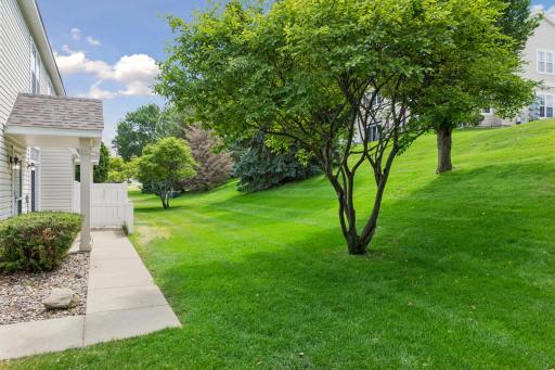868 Princeton Avenue: Sought-after South-facing End-Unit Townhome with tranquil lawn views & patio in desirable Shakopee, One of The Best Units at PROVIDENCE POINTE.