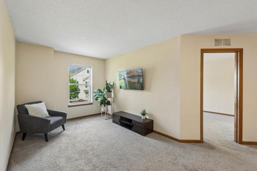 868 Princeton Avenue, Shakopee, MN 55379