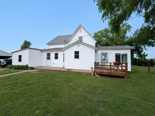 20696 340th Street, Clarissa, MN 56440