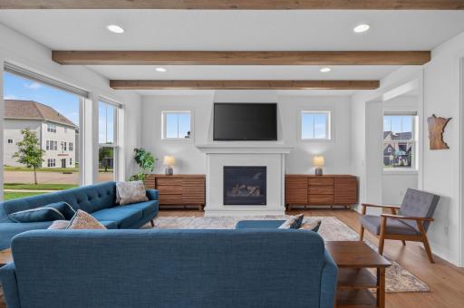 The living room is the ideal setting for relaxing evenings and memorable moments with friends and family.