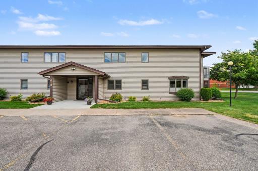210 Sargent Drive, 101, Red Wing, MN 55066